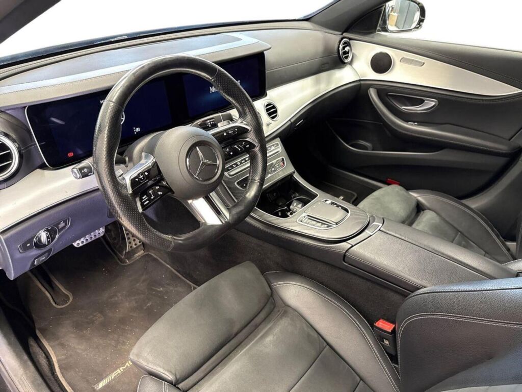 Mercedes-Benz E 2023 Harmaa