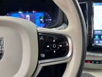 Volvo XC60 2023 Musta