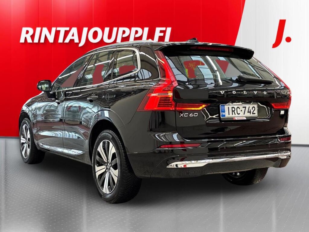 Volvo XC60 2023, kuva 3/30