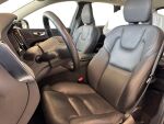 Volvo XC60 2023 Musta