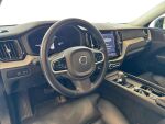Volvo XC60 2023 Musta