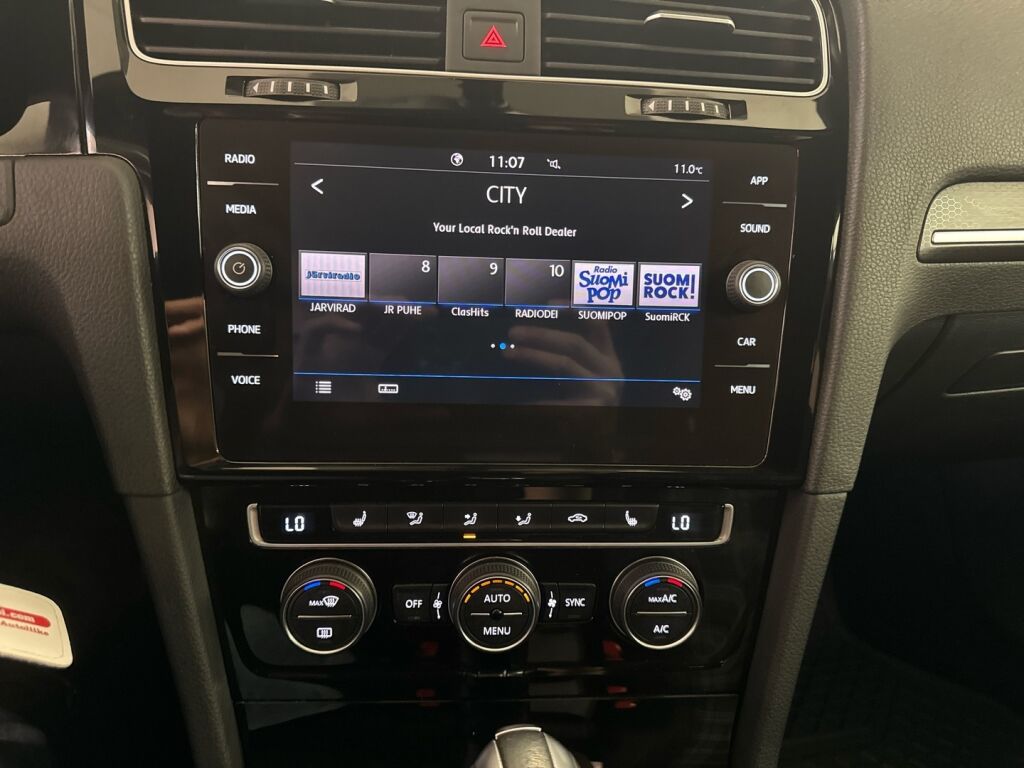 Volkswagen Golf 2020 Valkoinen