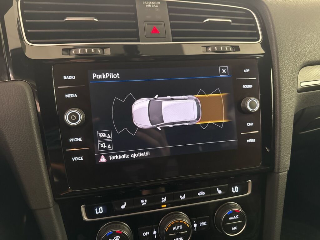 Volkswagen Golf 2020 Valkoinen