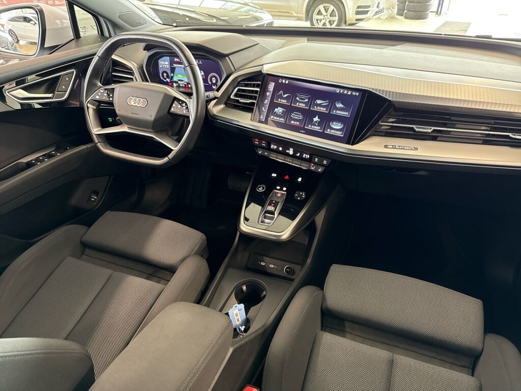 Audi Q4 e-tron 2023 Valkoinen