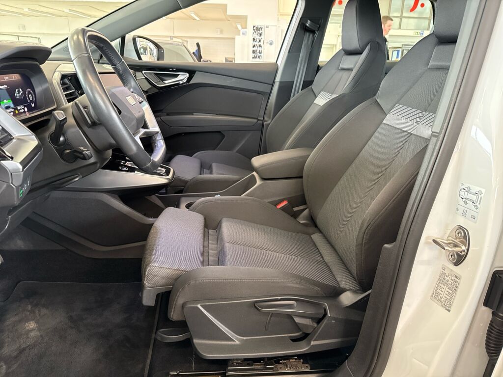 Audi Q4 e-tron 2023 Valkoinen