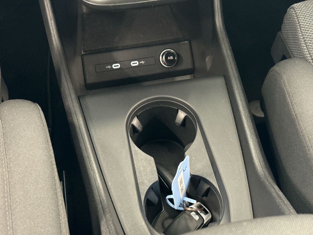 Audi Q4 e-tron 2023 Valkoinen