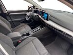 Volkswagen Golf 2023 Musta
