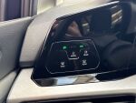 Volkswagen Golf 2023 Musta