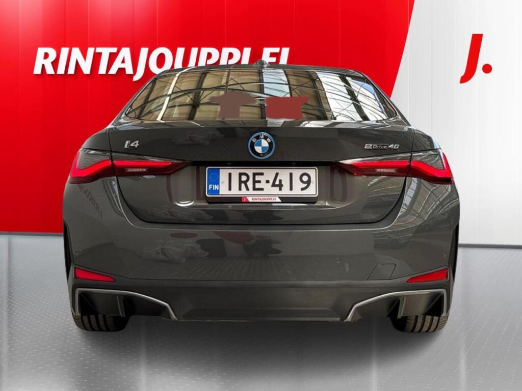 BMW i4 2023 Harmaa metalli(Dravit Gray)