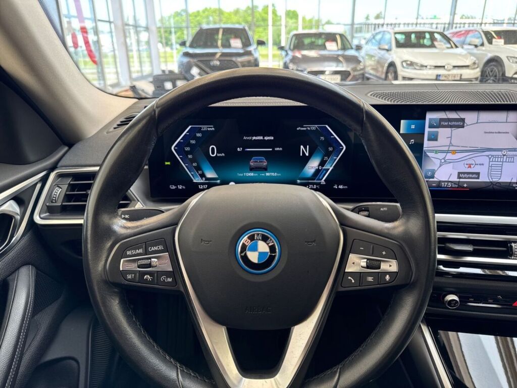 BMW i4 2023 Harmaa metalli(Dravit Gray)