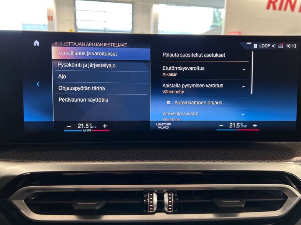 BMW i4 2023 Punainen