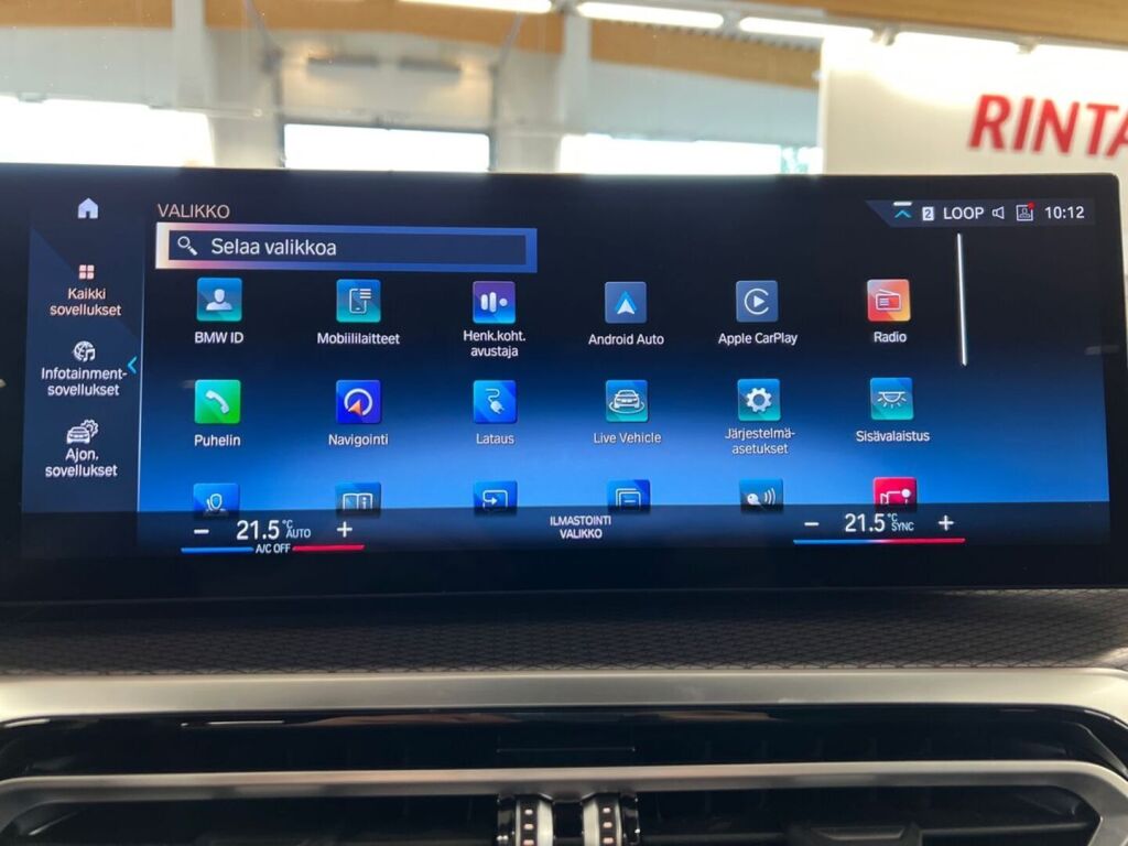 BMW i4 2023 Punainen