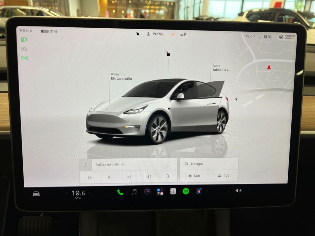 Tesla Model Y 2023 Valkoinen