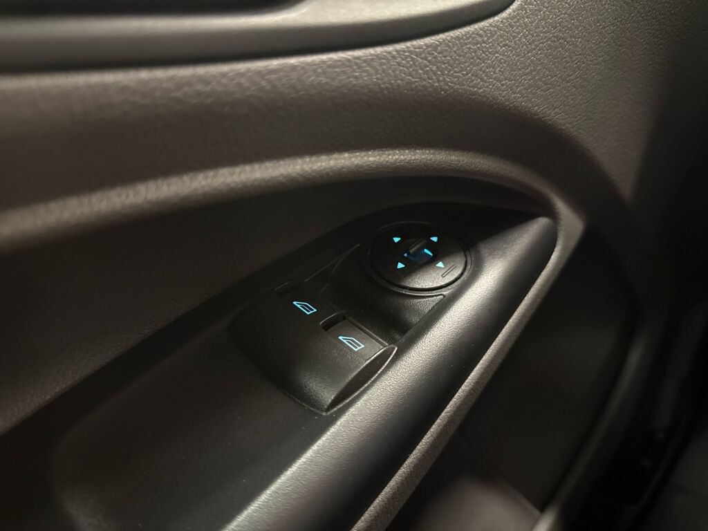 Ford Transit Connect 2023 Valkoinen