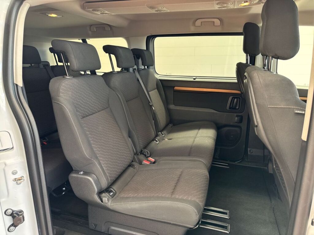Toyota Proace Verso 2023 Valkoinen