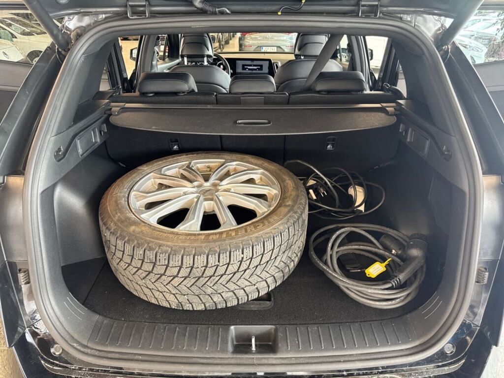 Kia Sportage 2023 Musta