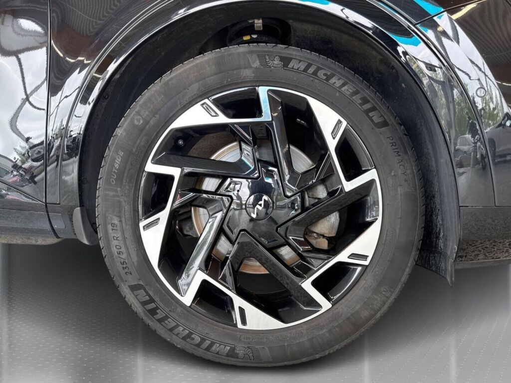 Kia Sportage 2023 Musta