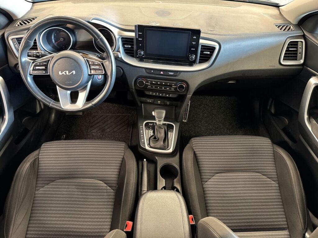 Kia Ceed 2023 Hopea