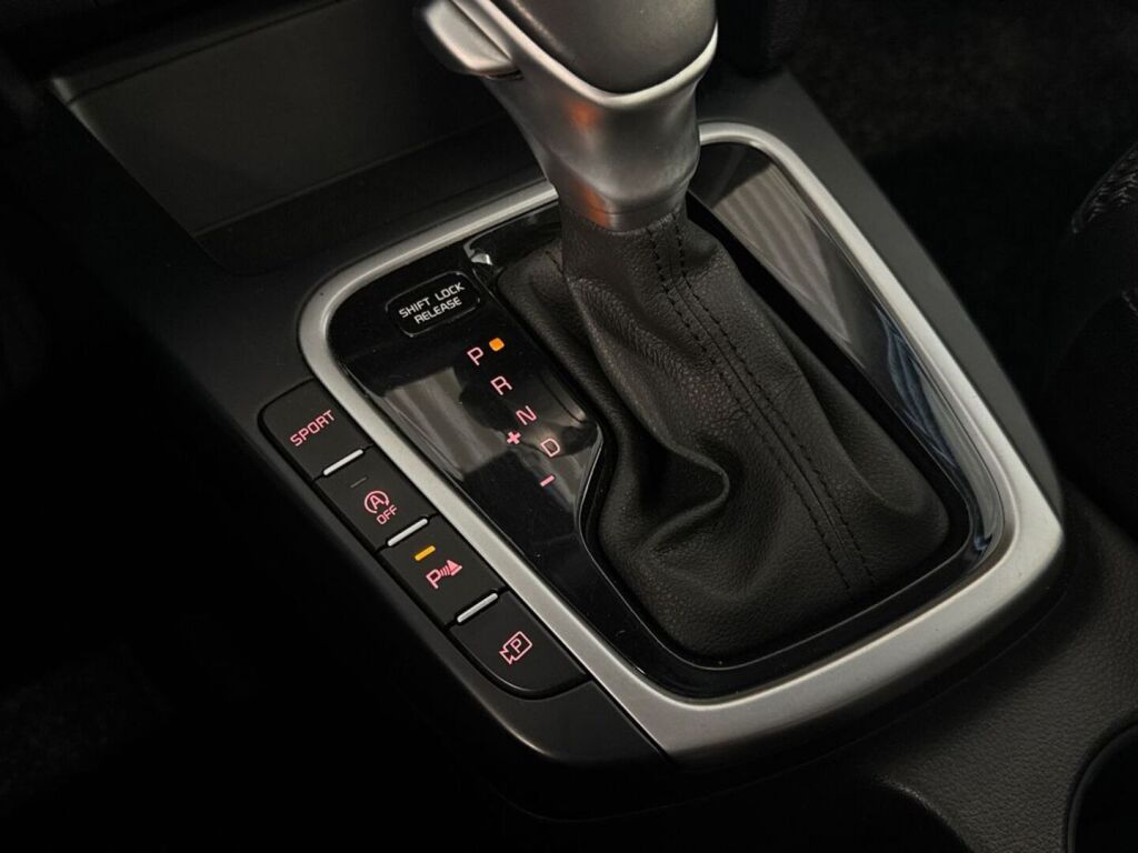 Kia Ceed 2023 Hopea