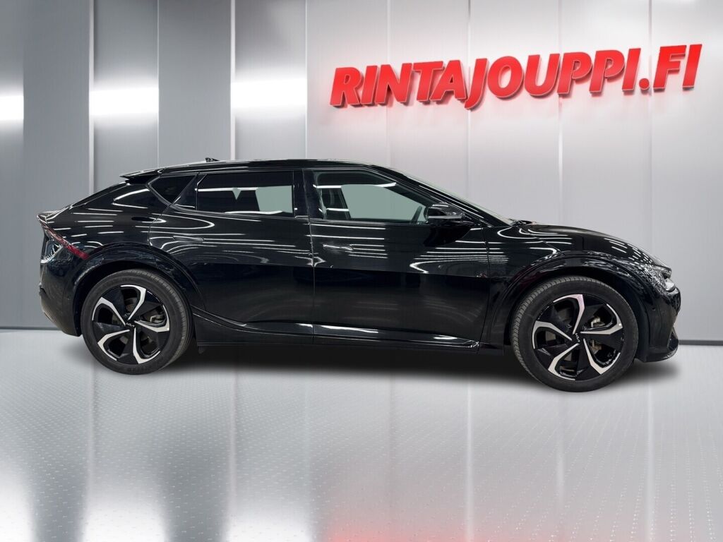 Kia EV6 2023 Musta