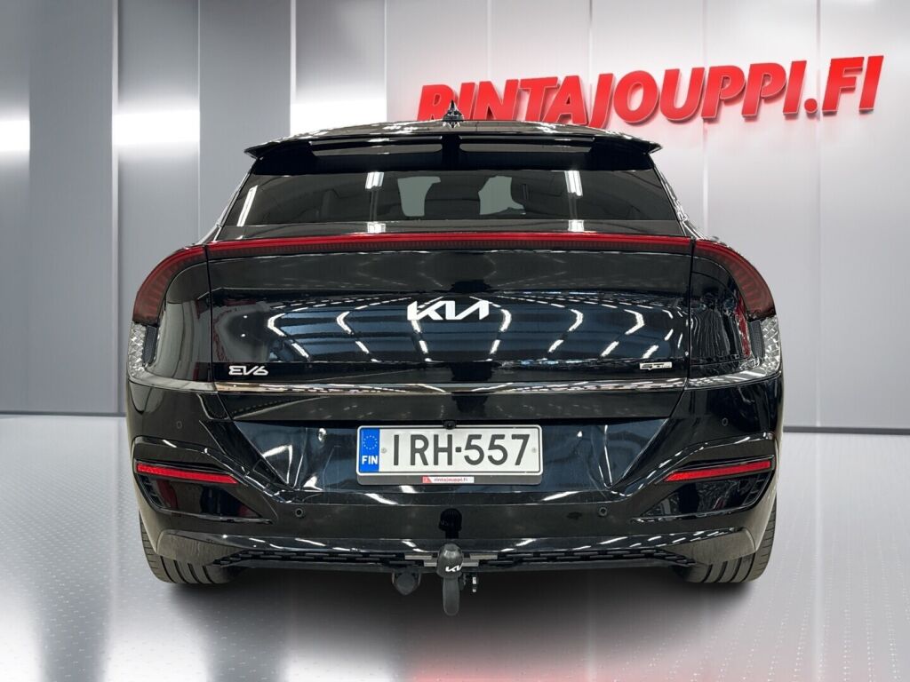 Kia EV6 2023 Musta