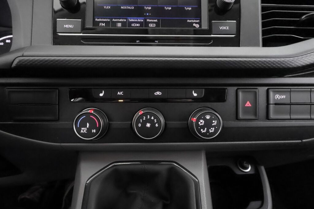 Volkswagen Transporter 2023 Valkoinen