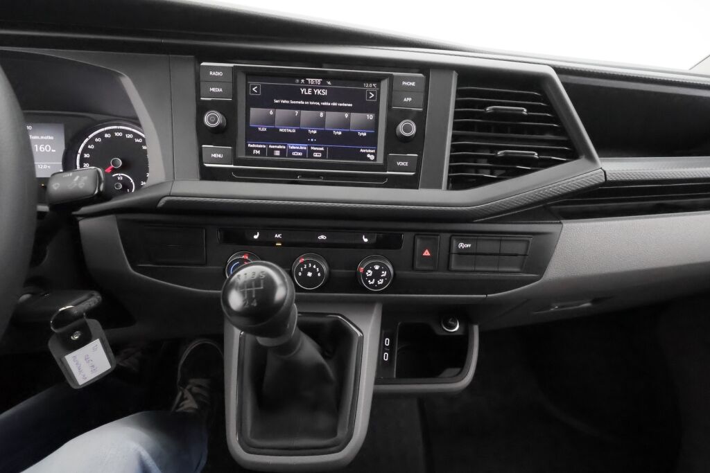 Volkswagen Transporter 2023 Valkoinen