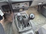 Nissan Cab 2005 Punainen