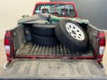 Nissan Cab 2005 Punainen