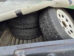 Nissan Cab 2005 Punainen