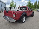 Nissan Cab 2005 Punainen