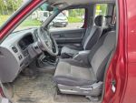 Nissan Cab 2005 Punainen