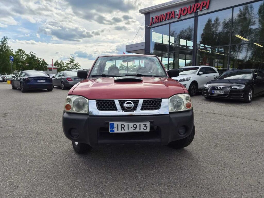 Nissan Cab 2005 Punainen