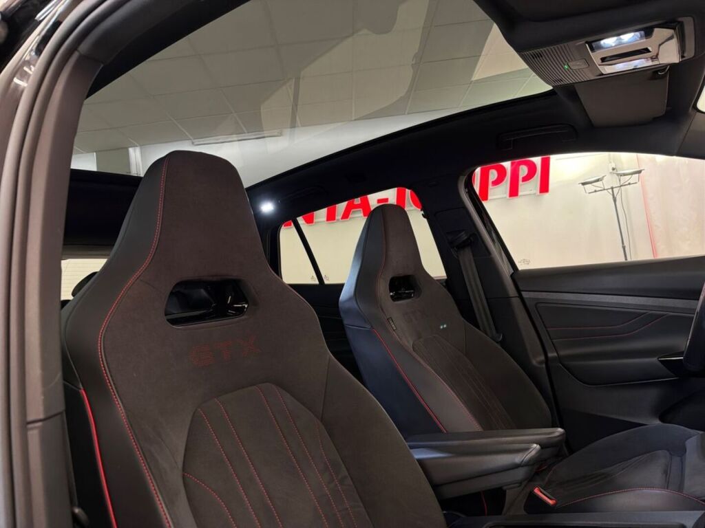 Volkswagen ID.4 2023 Musta