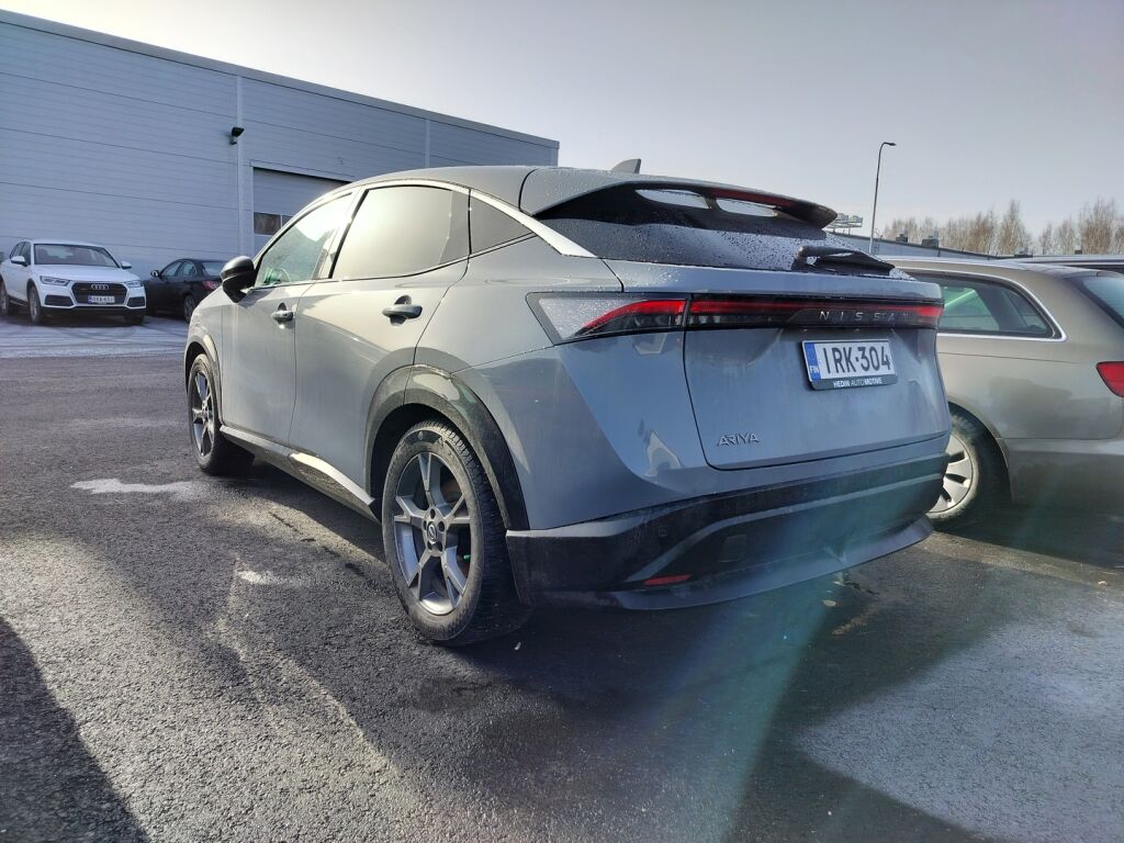 Nissan Ariya 2023 Harmaa