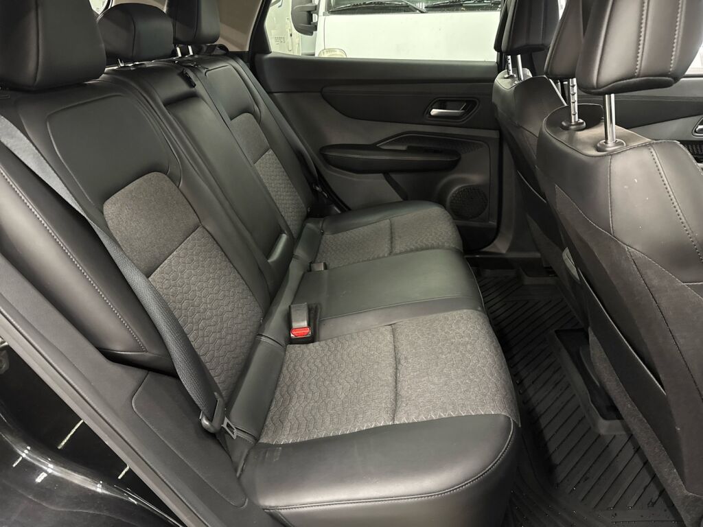 Nissan Ariya 2023 Musta