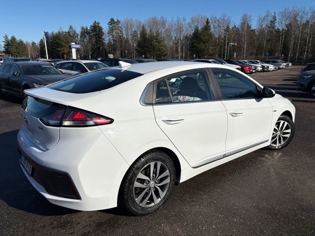 Hyundai IONIQ plug-in 2020 Valkoinen