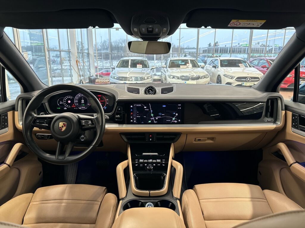 Porsche Cayenne 2024 Sininen