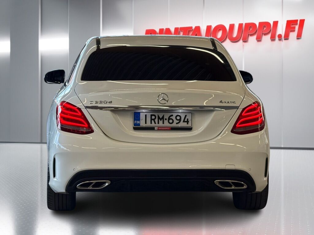 Mercedes-Benz C 2016 Valkoinen