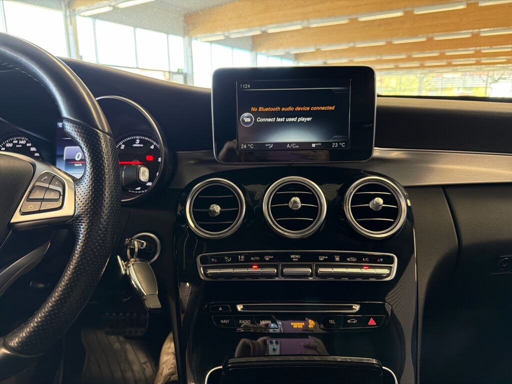 Mercedes-Benz C 2016 Valkoinen