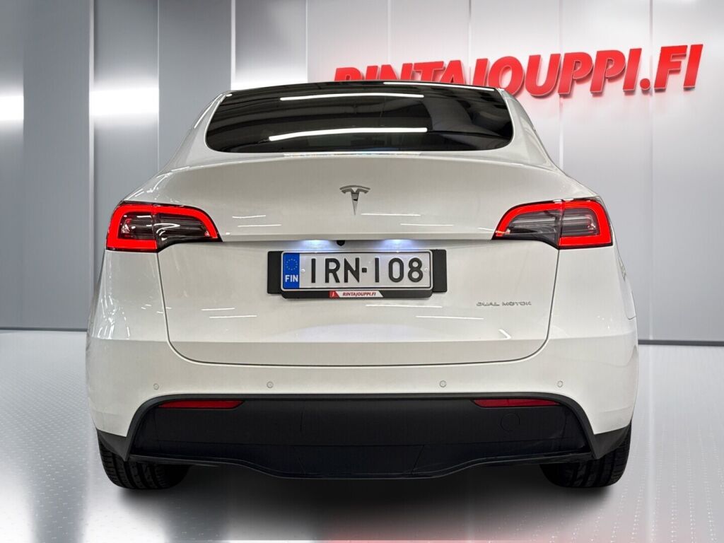 Tesla Model Y 2022 Valkoinen