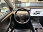 Tesla Model Y 2022 Valkoinen
