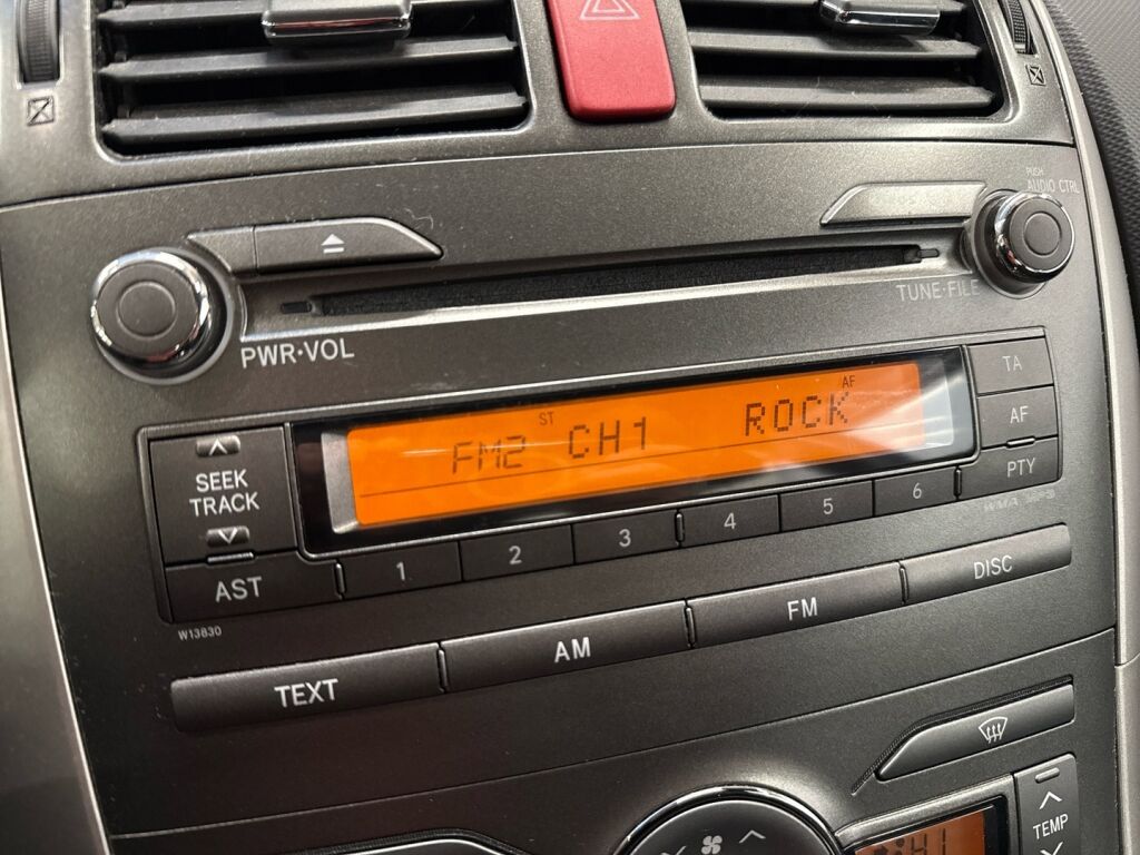 Toyota Auris 2008 Sininen