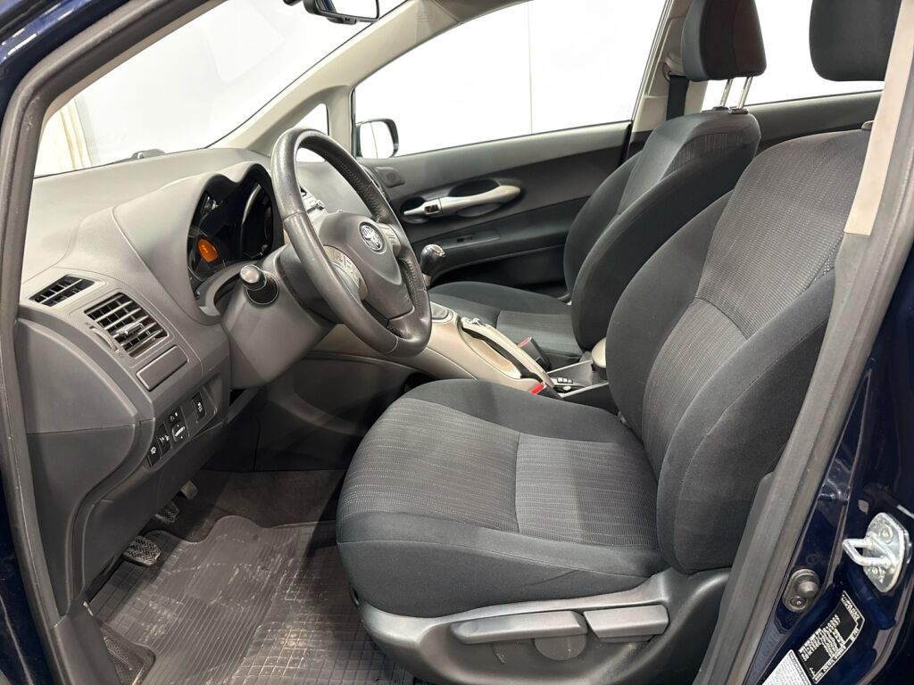 Toyota Auris 2008 Sininen