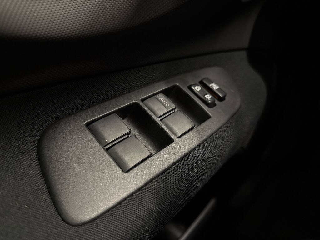 Toyota Auris 2008 Sininen