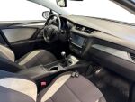 Toyota Avensis 2016 Valkoinen