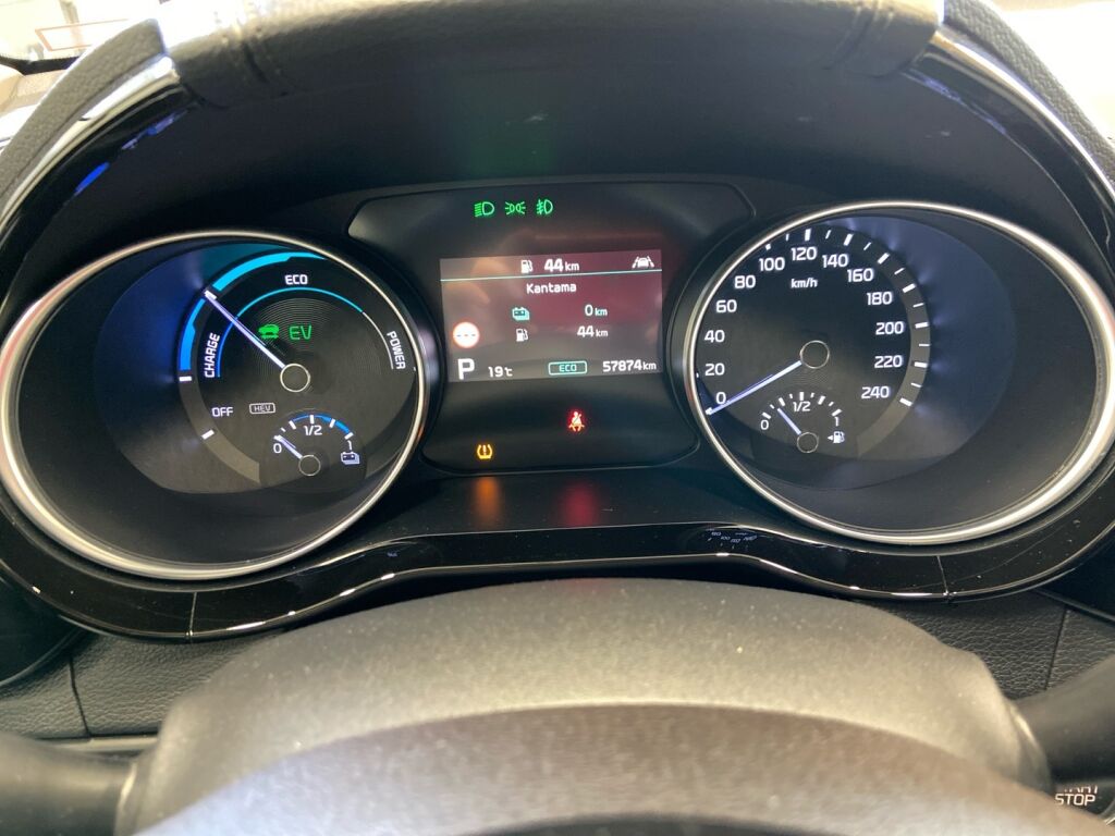 Kia XCeed 2020 Musta