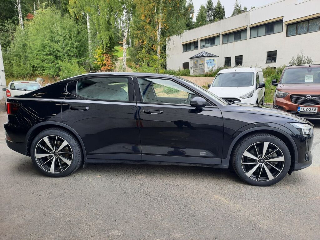 Polestar 2 2020 Musta