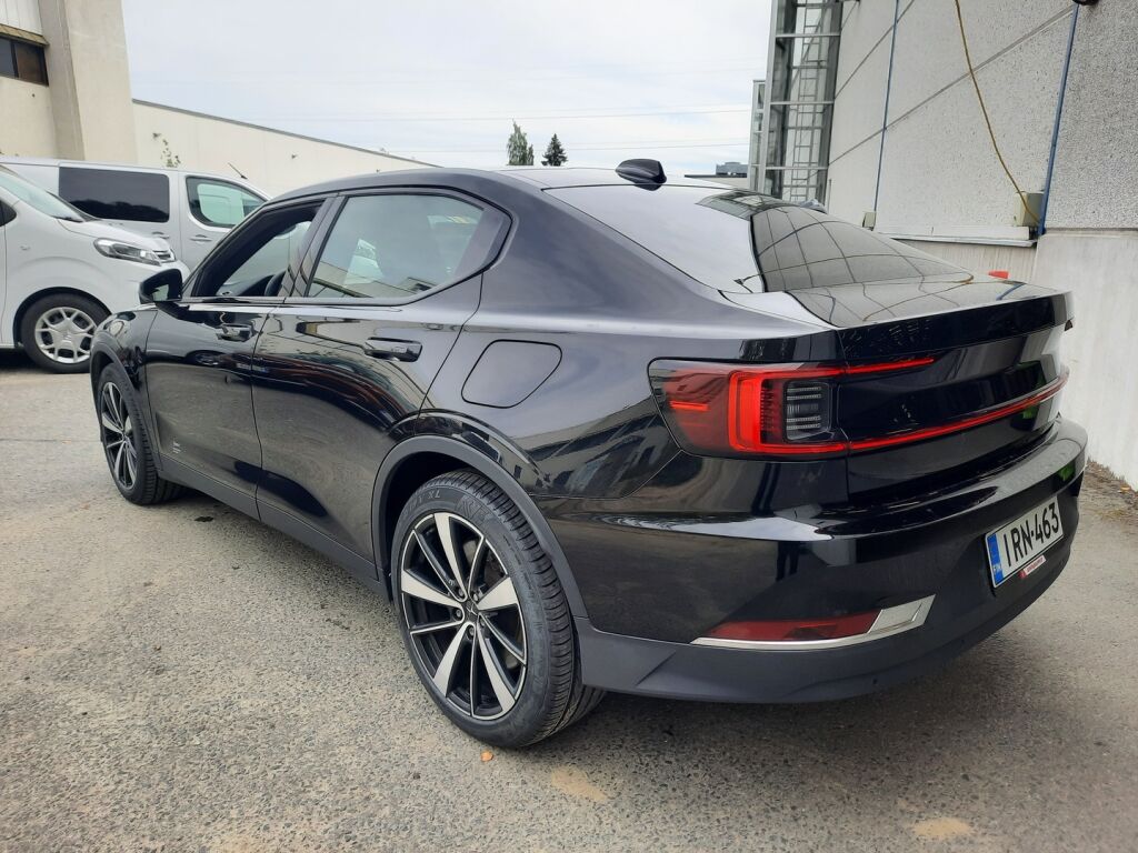 Polestar 2 2020 Musta