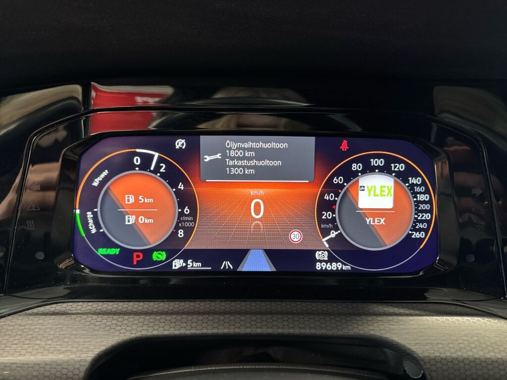 Volkswagen Golf 2021 Harmaa